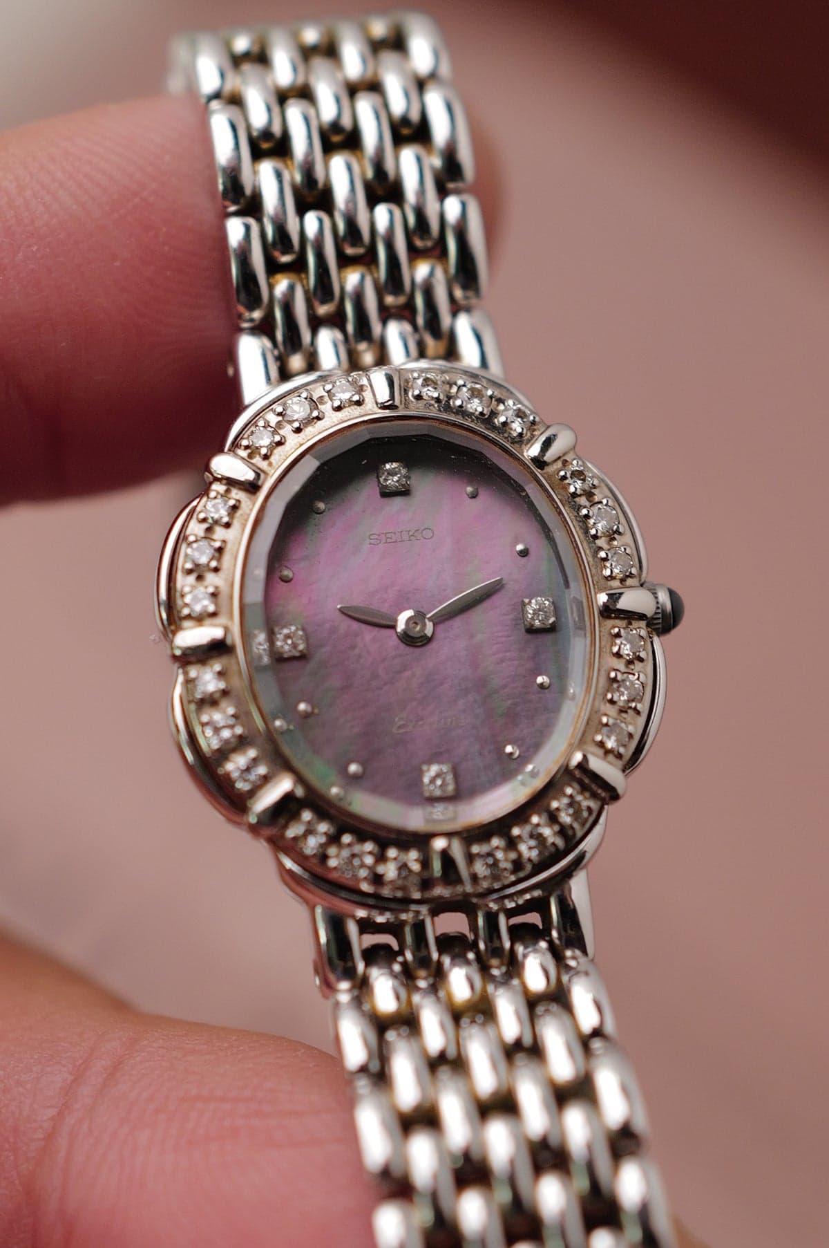 Seiko Exceline "Diamond Petals" Mother Of Pearl Circa. 1990